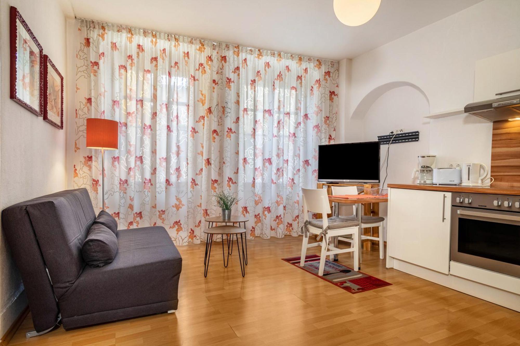 Ferienwohnungen Spiegel Felsgaessele Lindau  Bagian luar foto